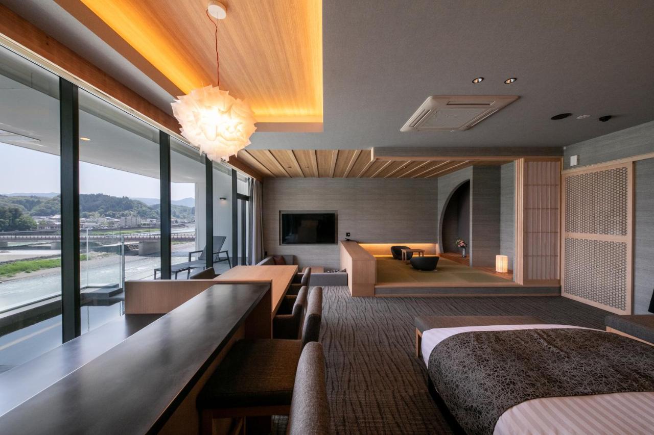 Hitoyoshi Onsen Nabeya Hotel Kültér fotó